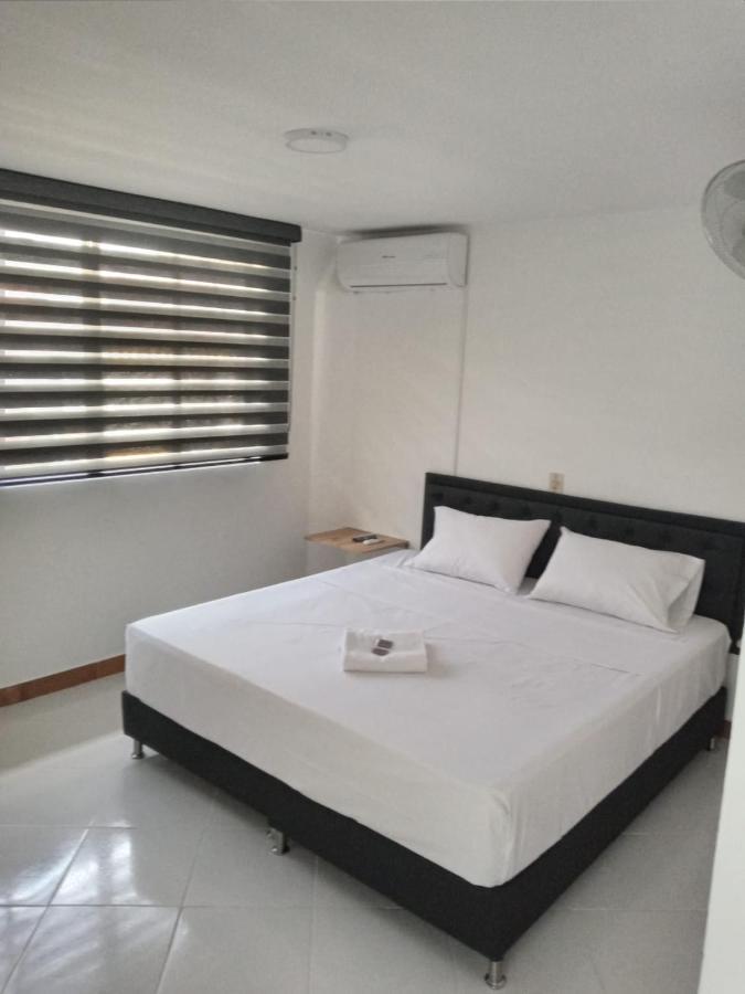 Hotel Picasso 70 Medellín Esterno foto