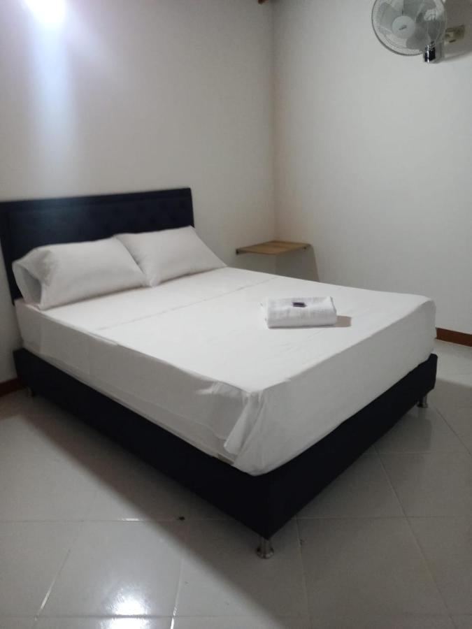 Hotel Picasso 70 Medellín Esterno foto