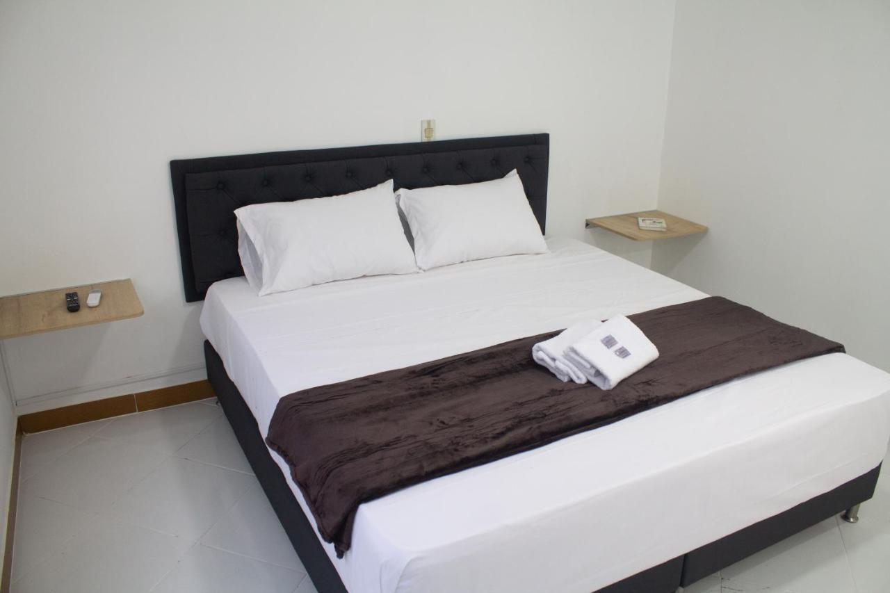 Hotel Picasso 70 Medellín Esterno foto