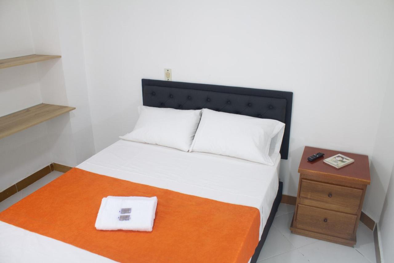 Hotel Picasso 70 Medellín Esterno foto