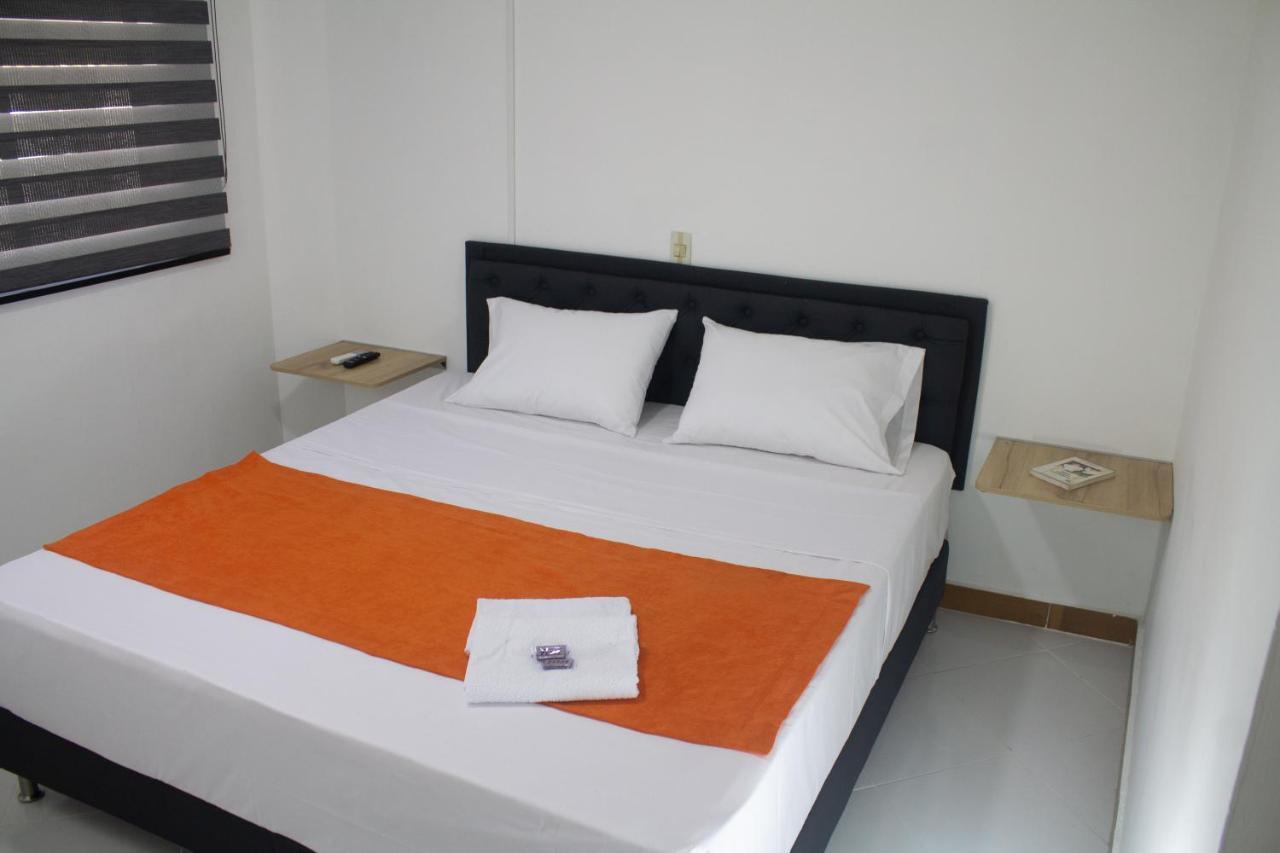 Hotel Picasso 70 Medellín Esterno foto