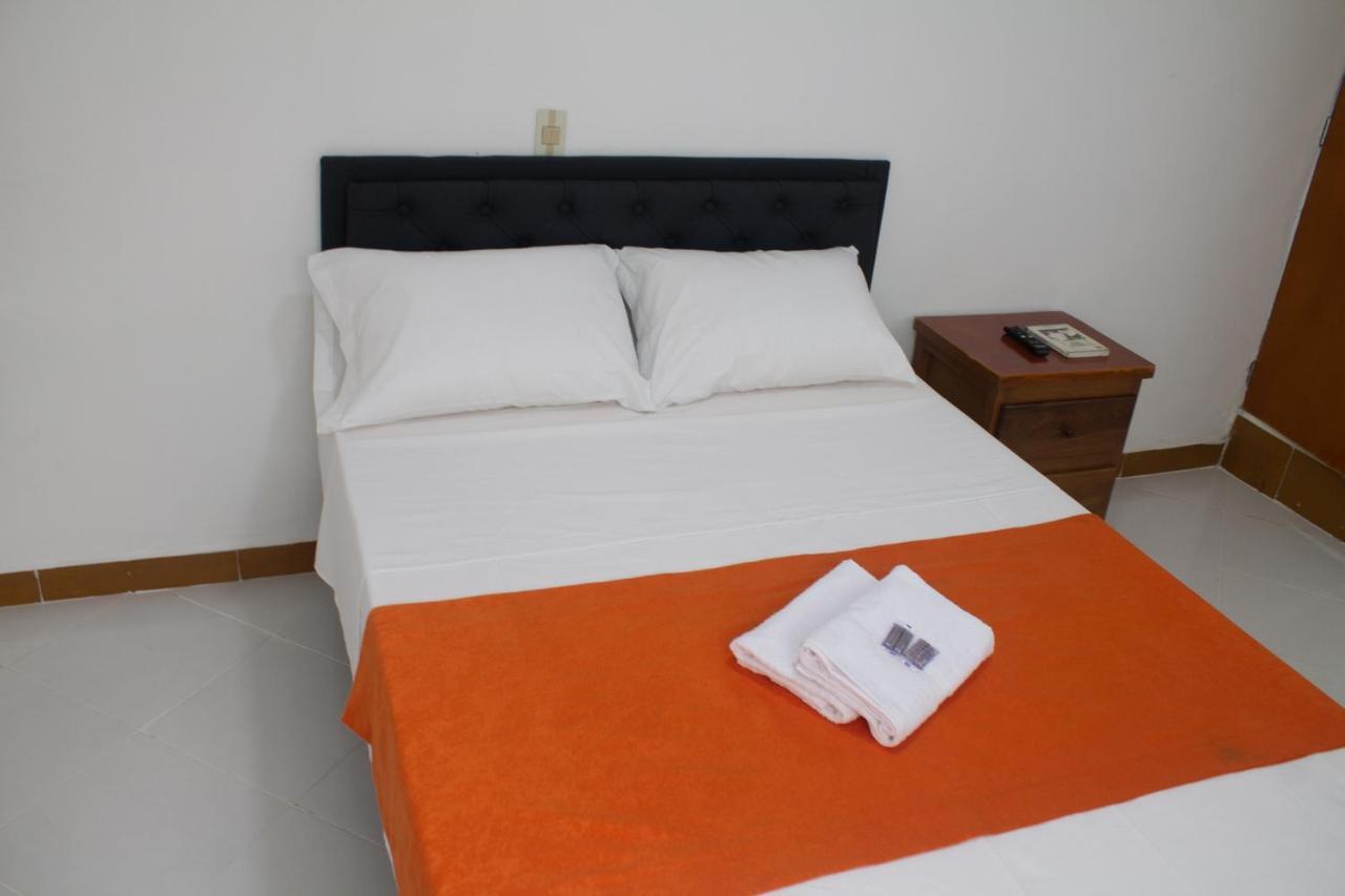 Hotel Picasso 70 Medellín Esterno foto