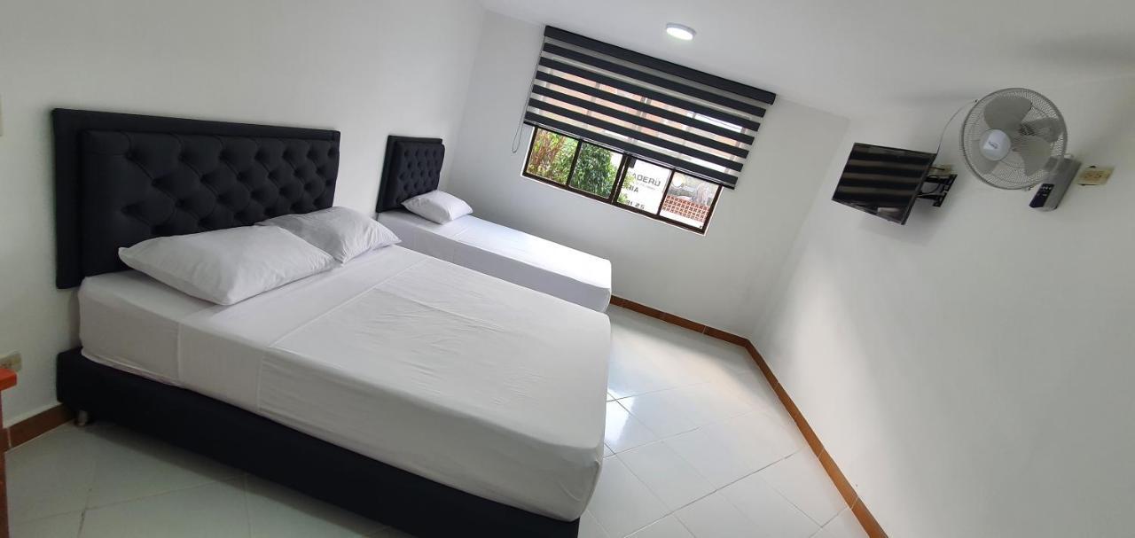 Hotel Picasso 70 Medellín Esterno foto