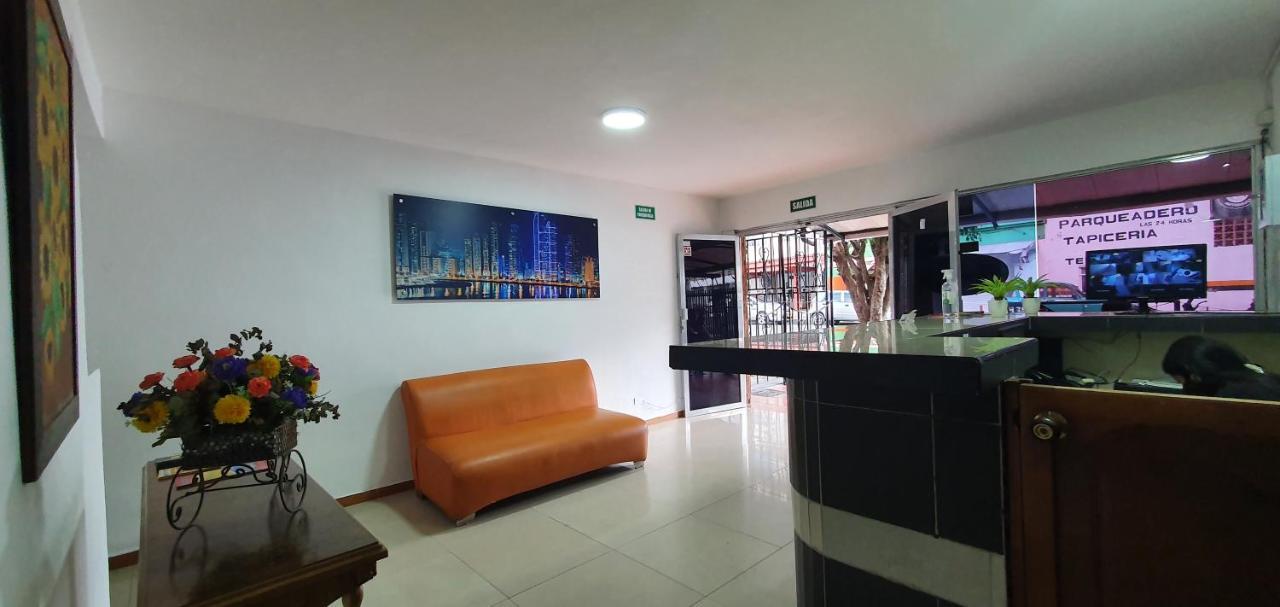 Hotel Picasso 70 Medellín Esterno foto