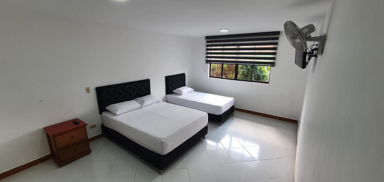 Hotel Picasso 70 Medellín Esterno foto