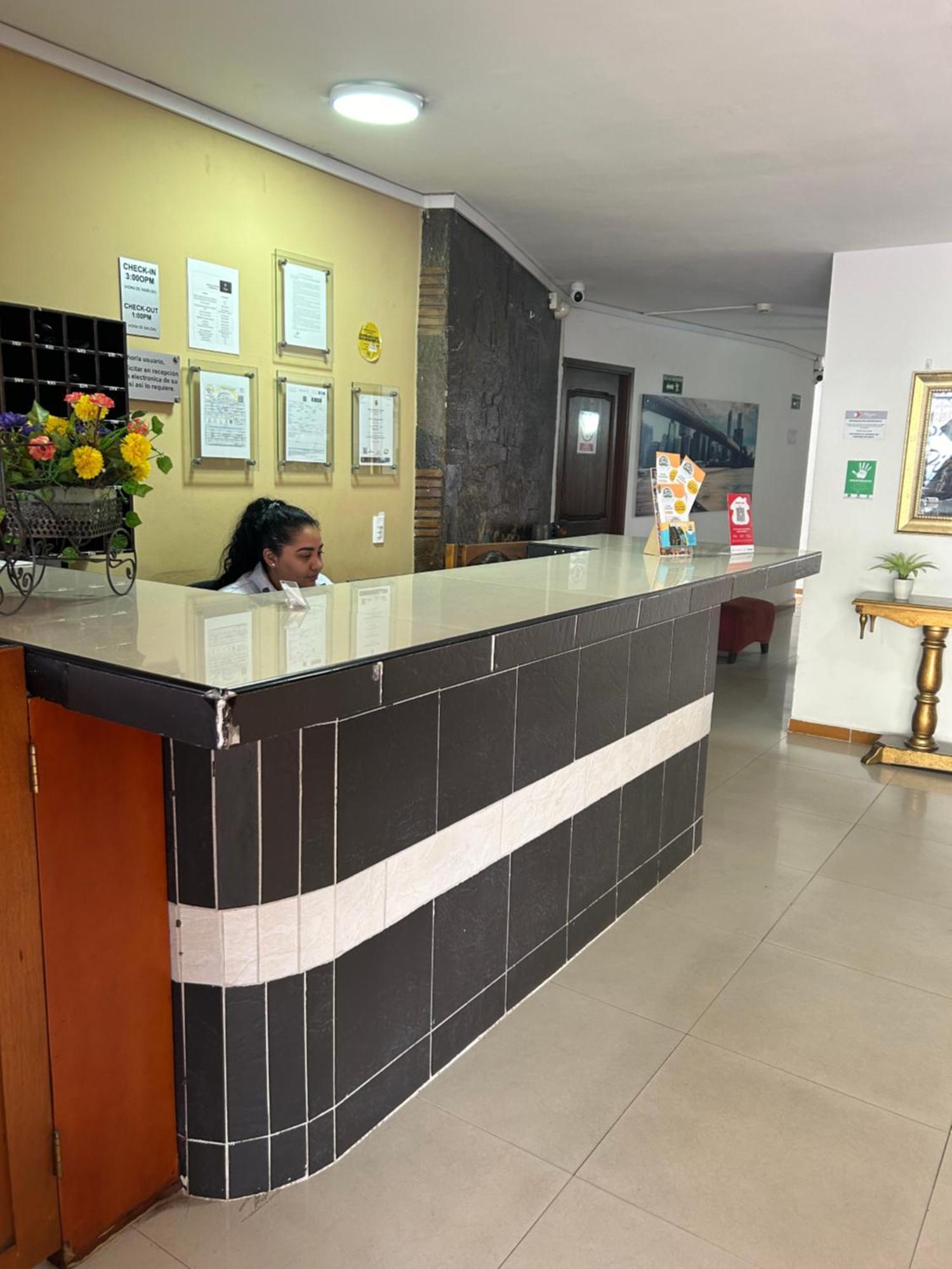 Hotel Picasso 70 Medellín Esterno foto